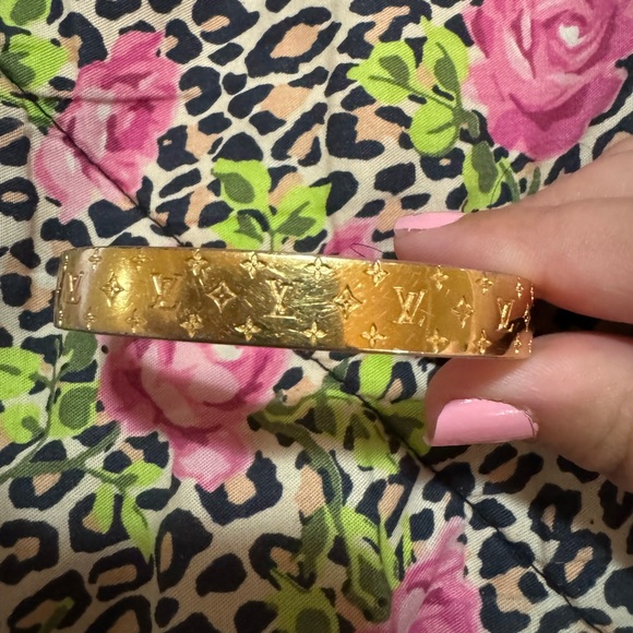 Louis Vuitton Nanogram Cuff - Picture 6 of 8